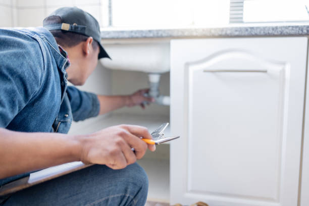 Best Clogged Drain Plumber  in Ashland, OH